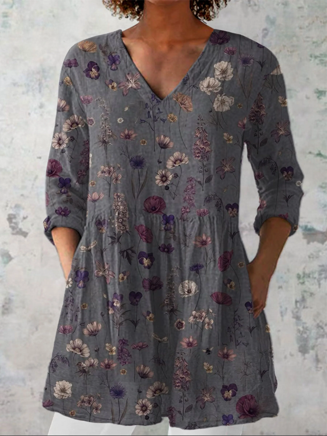 AUDREY | ELEGANT TUNIC WITH V-NECK