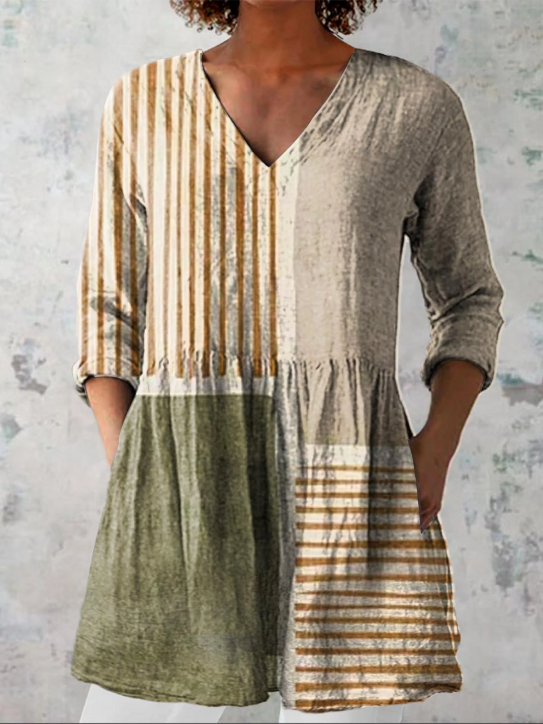 CAMILLE | ELEGANT TUNIC WITH V-NECK