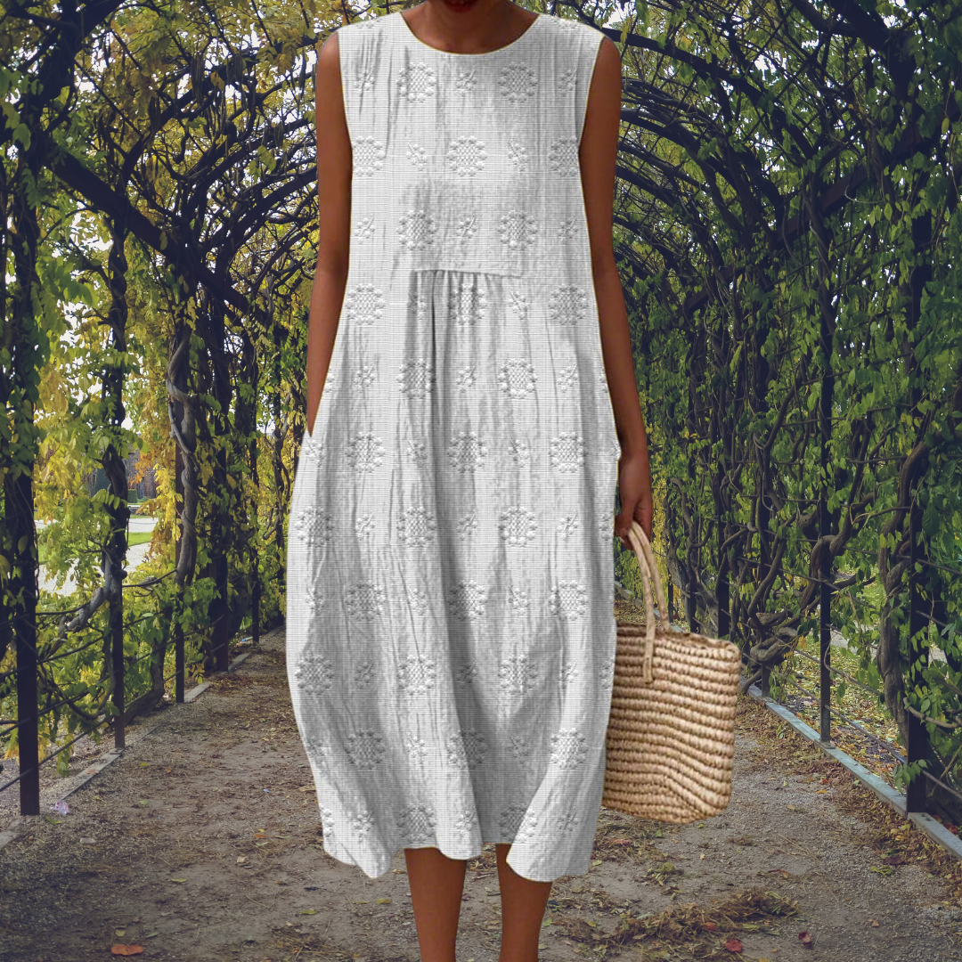 MAYA | ELEGANT SLEEVELESS DRESS WITH POCKETS