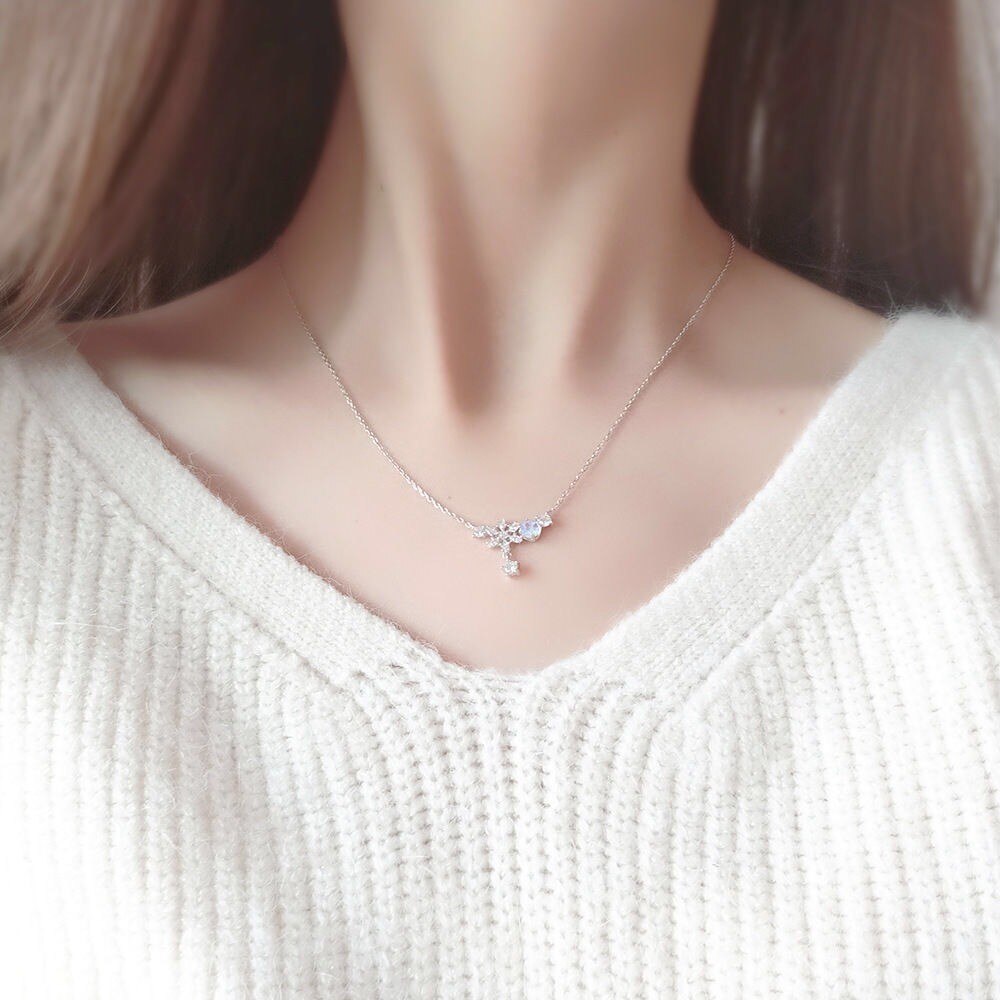 Aurora Snowflake Necklace