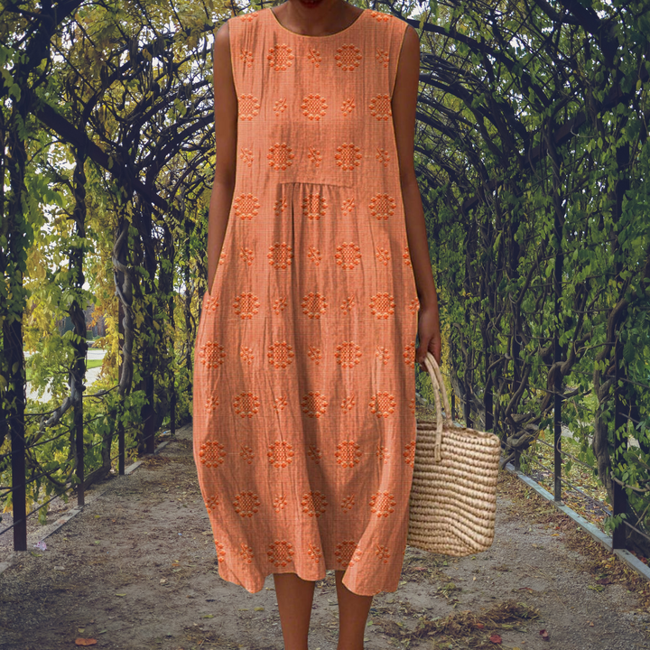 MAYA | ELEGANT SLEEVELESS DRESS WITH POCKETS