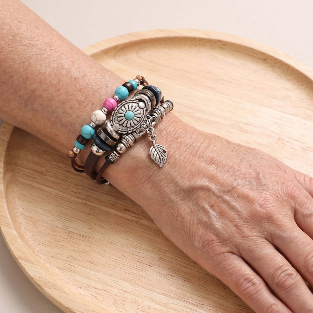 OPHELIA | TURQUOISE CONCHO FAUX LEATHER BRACELET