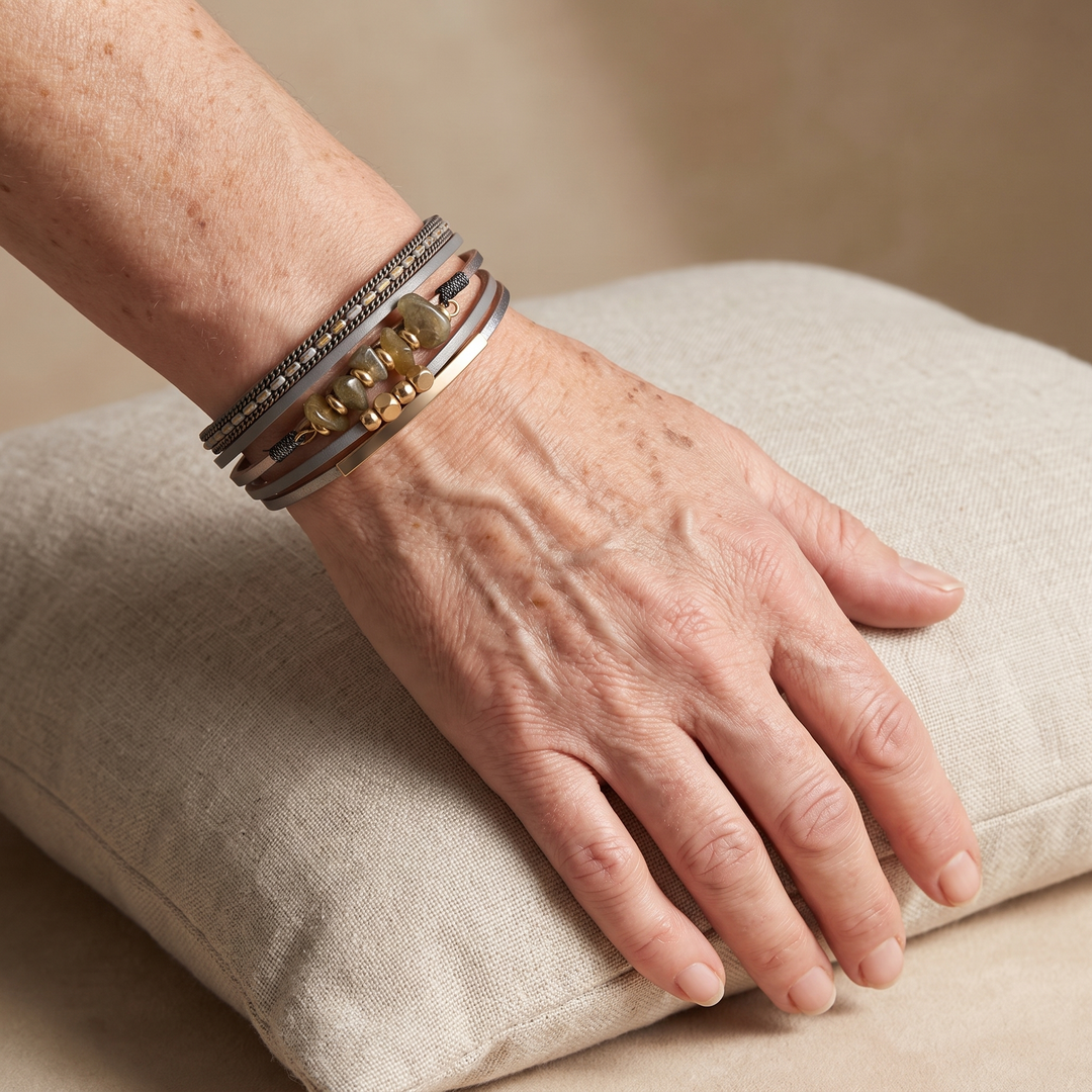 NORA | MOSS STONE CHIP FAUX LEATHER BRACELET