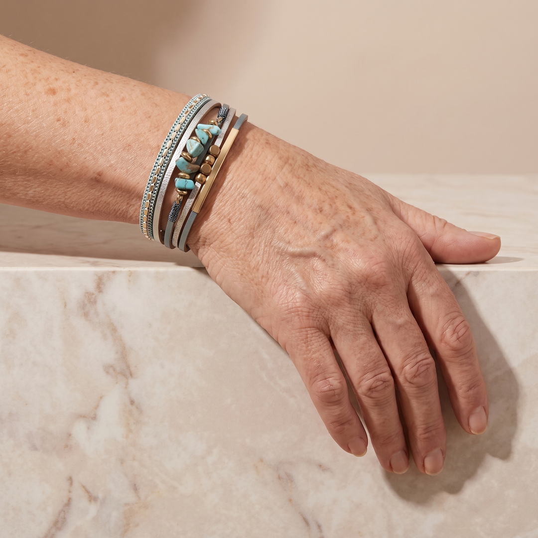 CLEMENTINE | TURQUOISE STONE CHIP FAUX LEATHER BRACELET