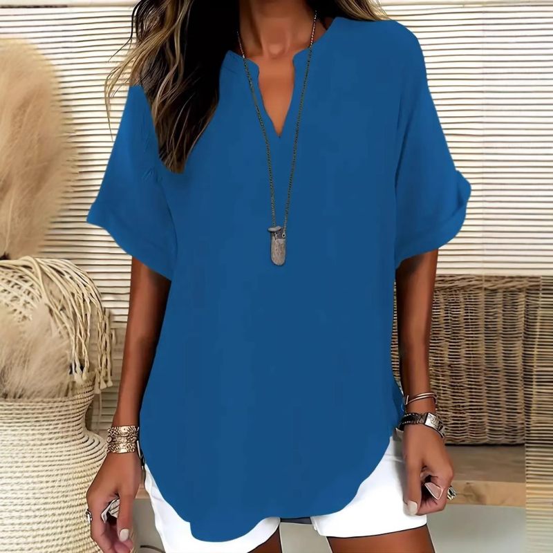 DANIELA | LIGHTWEIGHT TOP WITH V-NECK